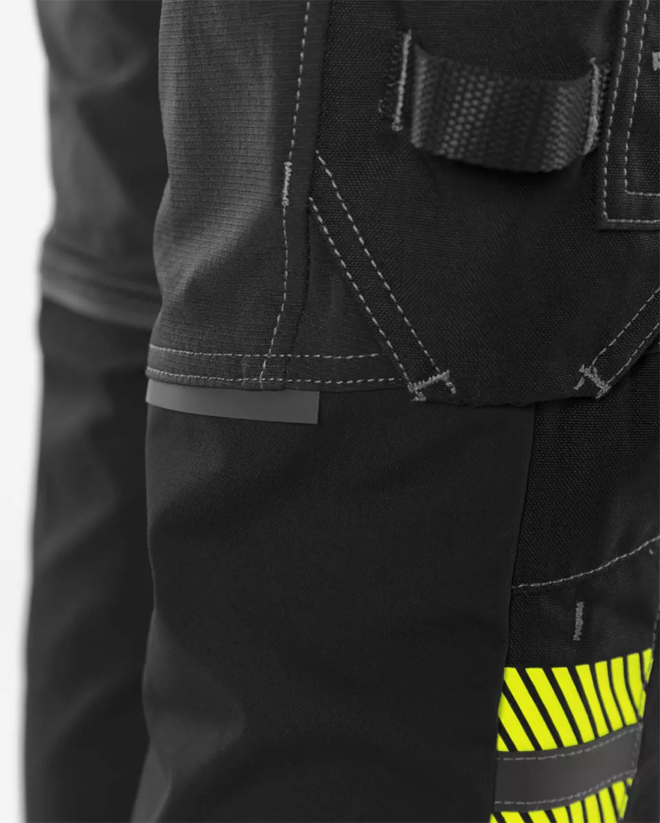 パンツ CLESSTE ACTIVE STORAGE STRAIGHT PANTS CLESSTE - ACTIVE STORAGE STRAIGHT PANTS | HBX - Globally